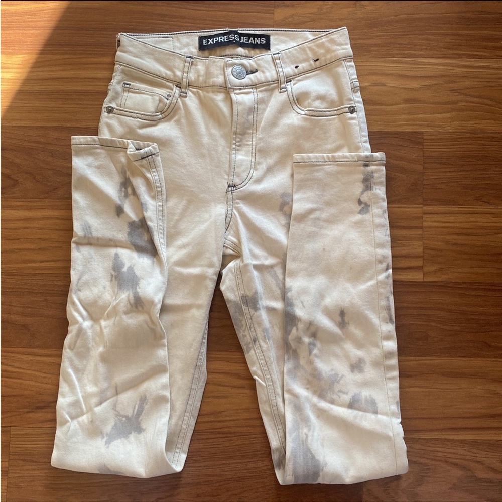 Express High Rise Jeans - Picture 2 of 8